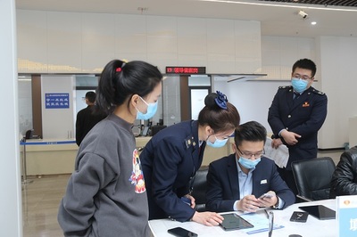 梁山縣“稅揚(yáng)紅帆”活動 稅費(fèi)知識宣講與體驗服務(wù)新篇章